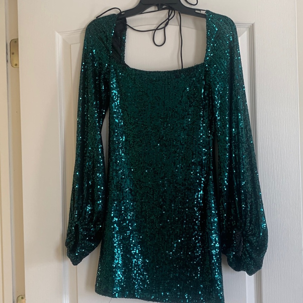 Shantelle Sequins Dress in Emerald Green